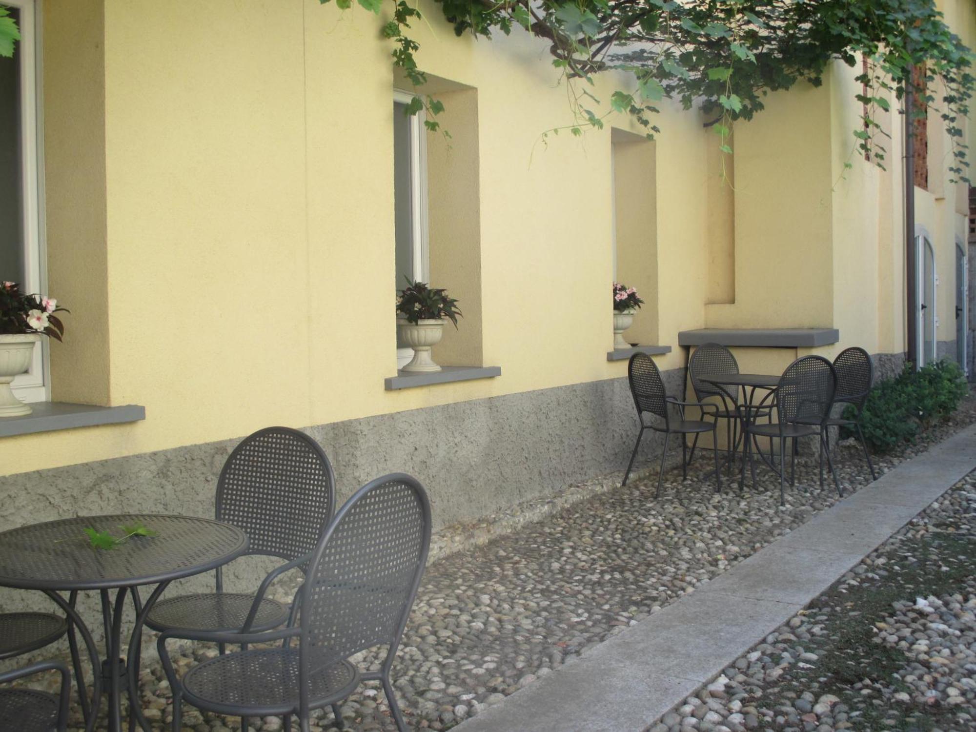 Villa Cantoni Gropello Cairoli الغرفة الصورة